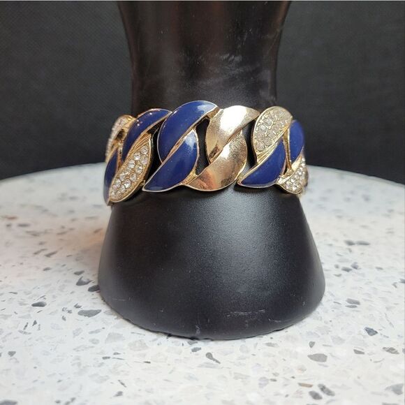 LOT Of 2 Stretchy Bracelets - Picture 5 of 8